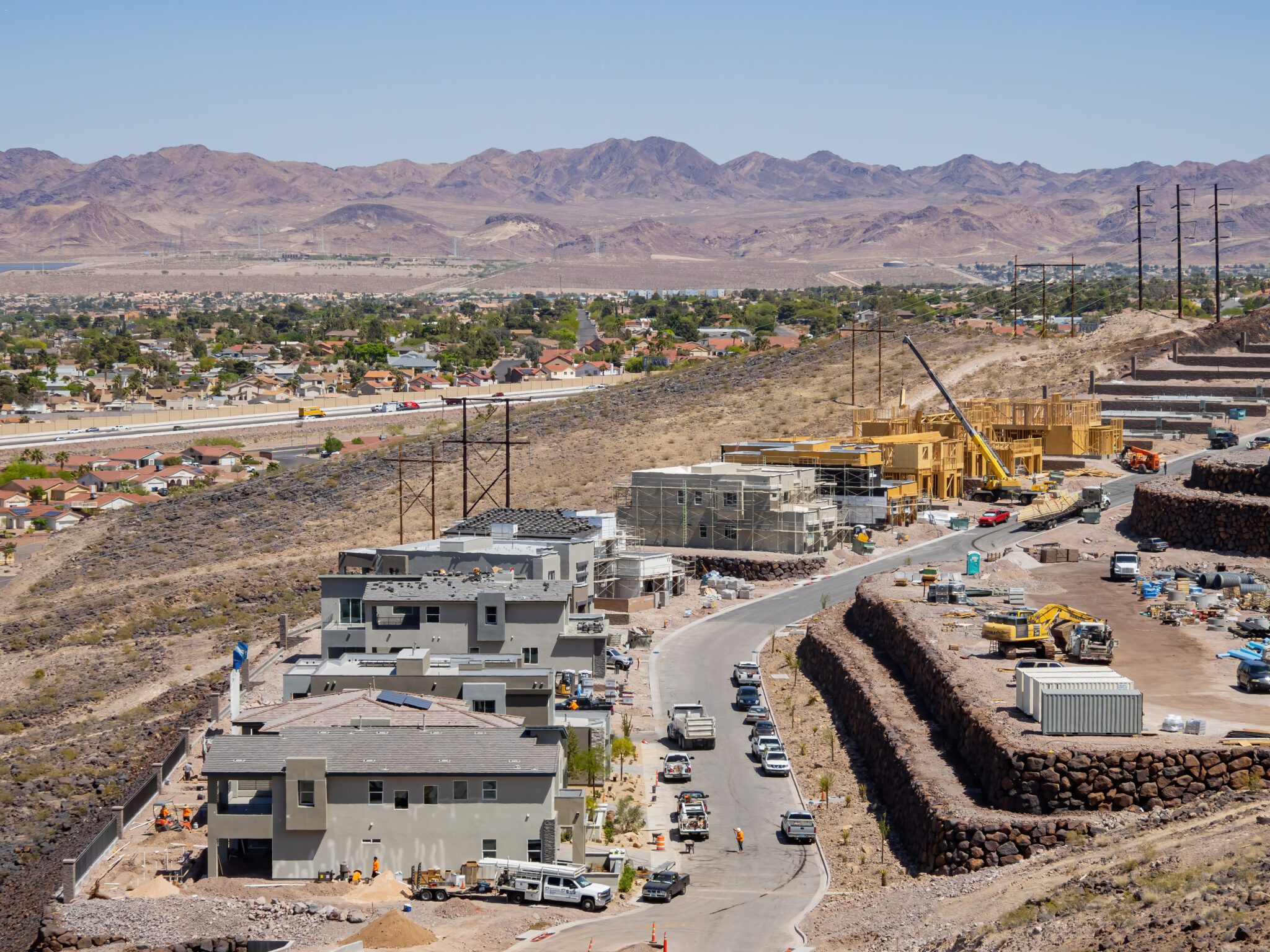 High angle view of a construction site in Las Vegas, building new homes, illustrating the city's booming real estate development and investment opportunities.