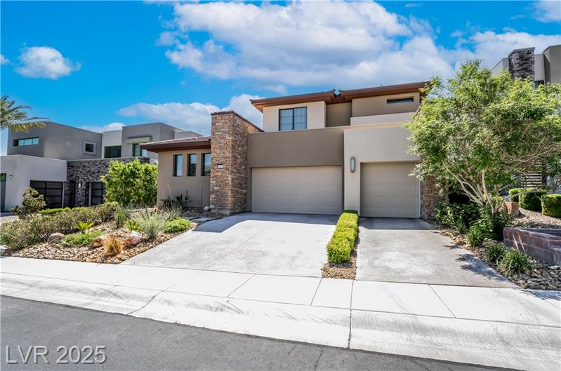 Modern Luxury Home in The Cliffs Summerlin with Pool and Views