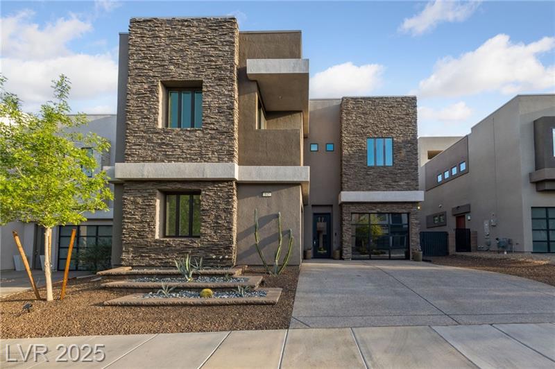 Luxury Home with Third Floor Deck Views and Private Courtyard Pool